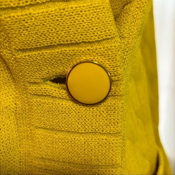 ST. JOHN HARVEST GOLD SWEATER SET FROM THE RESORT COLLECTION SIZE SMALL - Picture 9 of 12